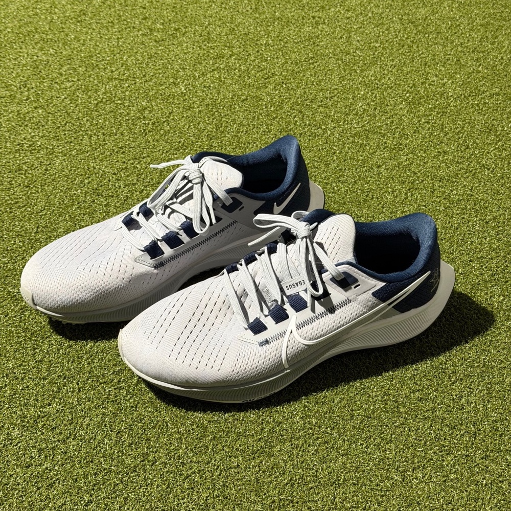 Nike Gray Dallas Cowboys Zoom Pegasus 38 Running Shoe 9.5 Medium